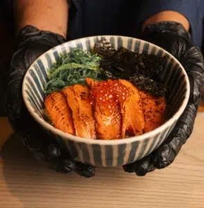 Telur Ikan Salmon Namanya Ikura